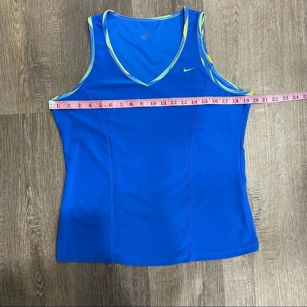Nike Capri Shorts Tank Top Athletic Wear Set. I never got to wear it. - Picture 4 of 11